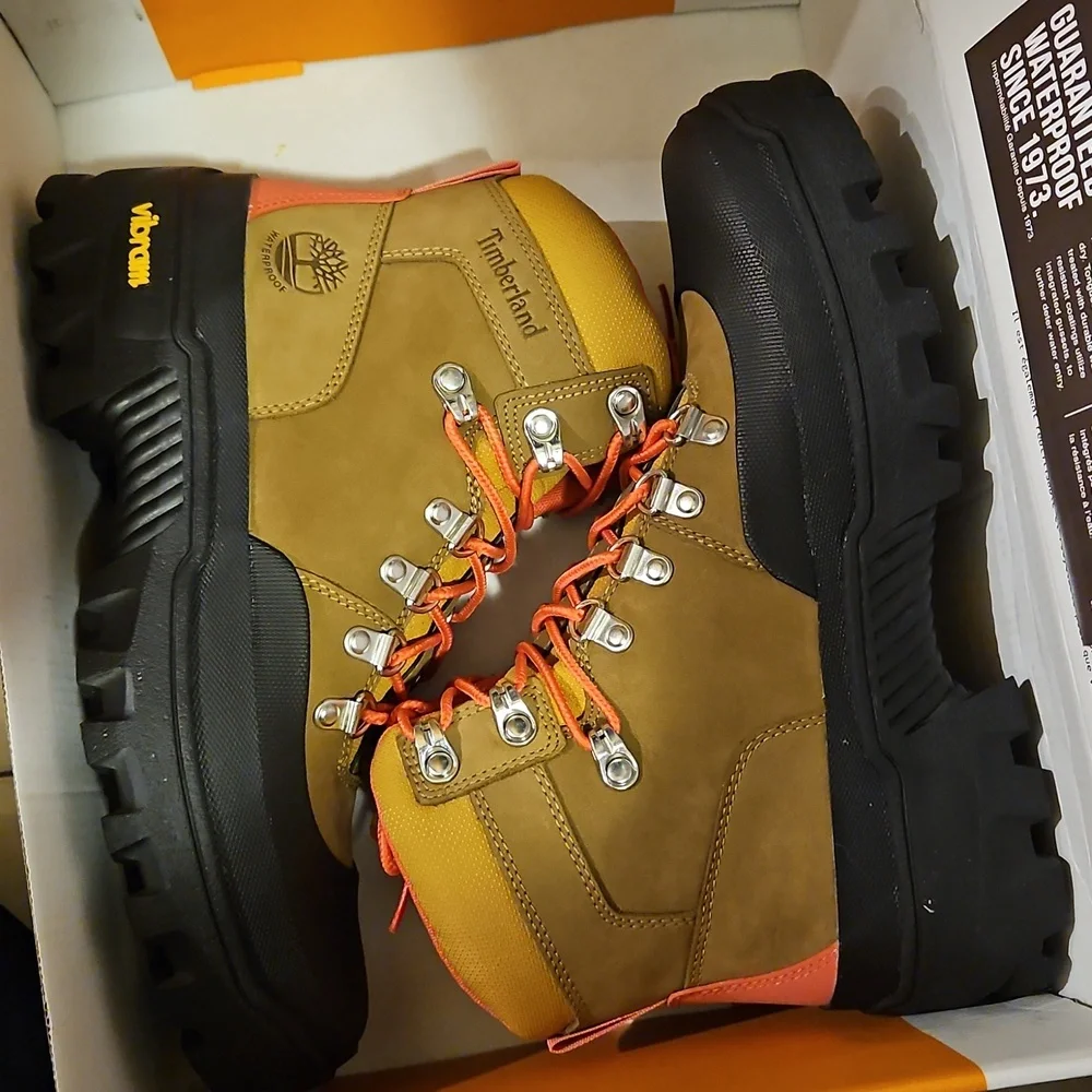 Timberland Vibram® Euro Waterproof Hiking Shoe Brown Butternut Trail Boots